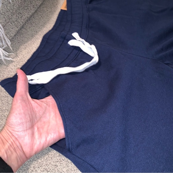 NWT Pink Victoria’s Secret Navy Blue Everyday Lounge Jogger - Picture 10 of 13